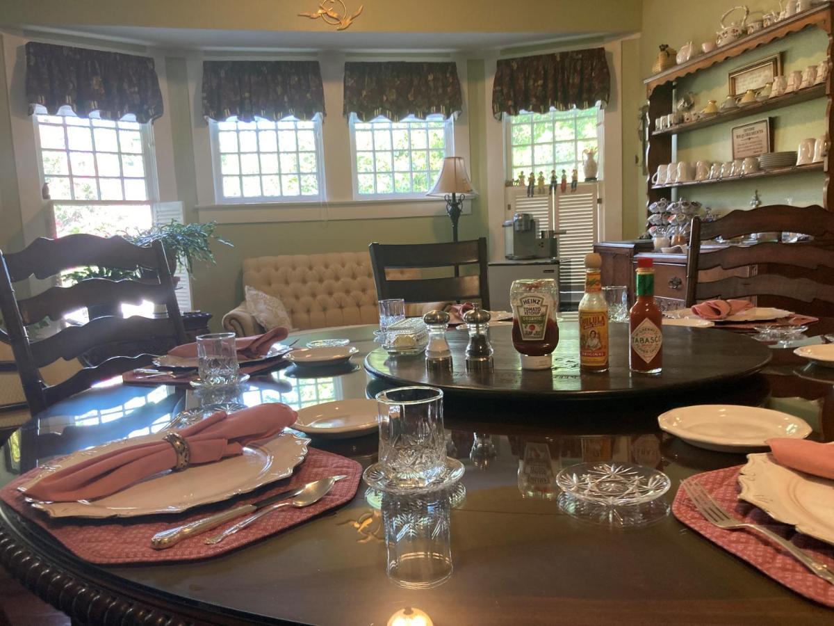 Granbury Gardens Bed And Breakfast Εξωτερικό φωτογραφία