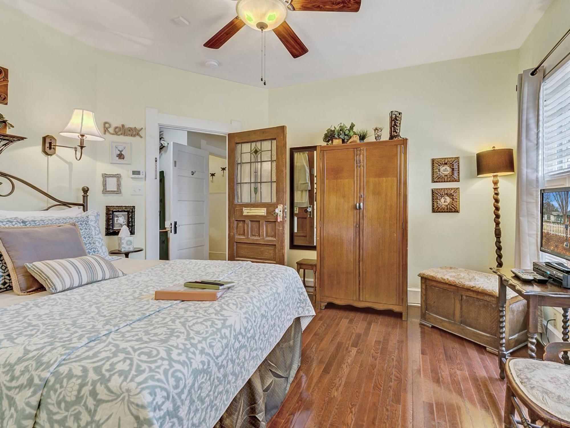 Granbury Gardens Bed And Breakfast Δωμάτιο φωτογραφία