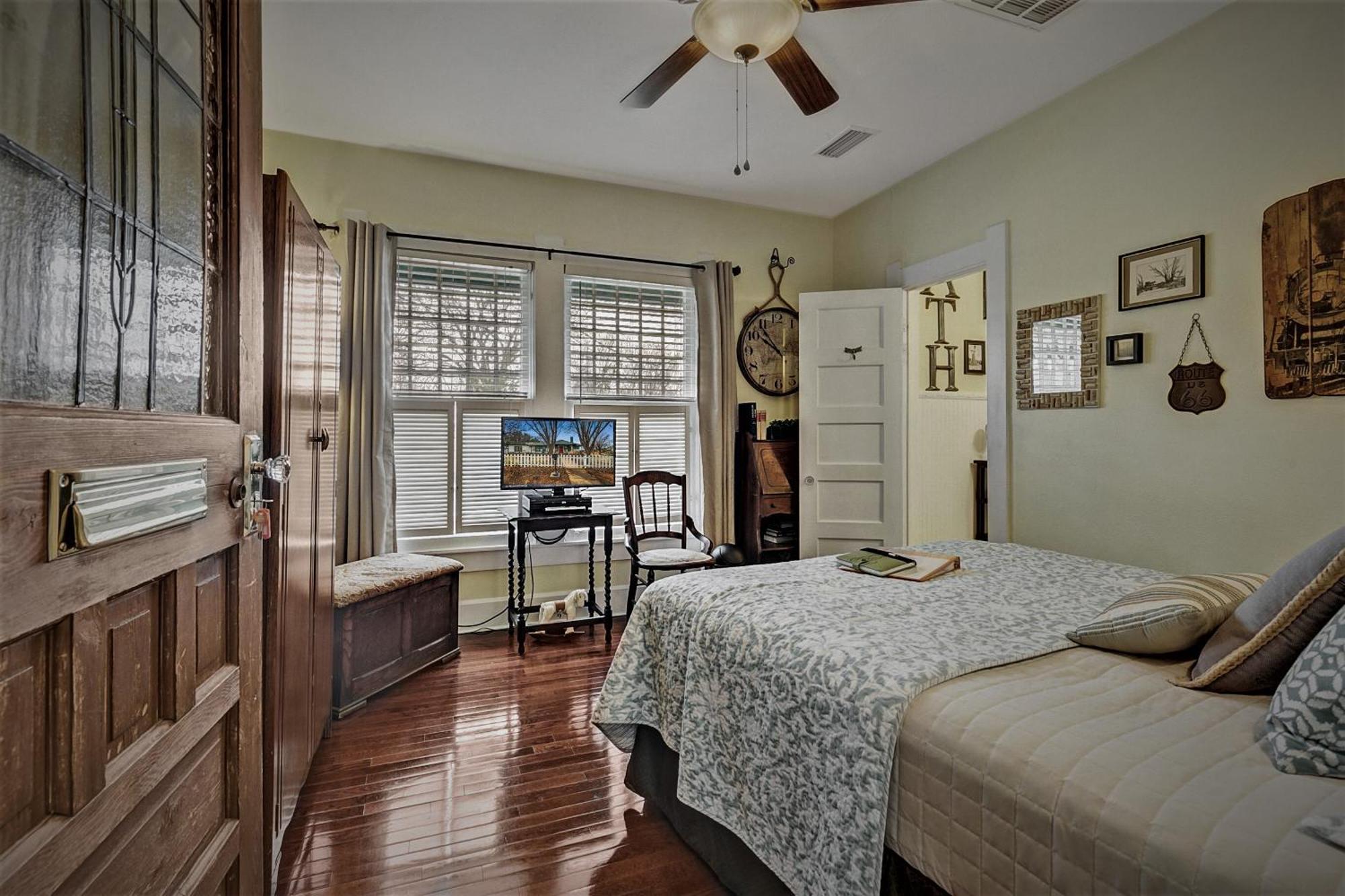 Granbury Gardens Bed And Breakfast Δωμάτιο φωτογραφία