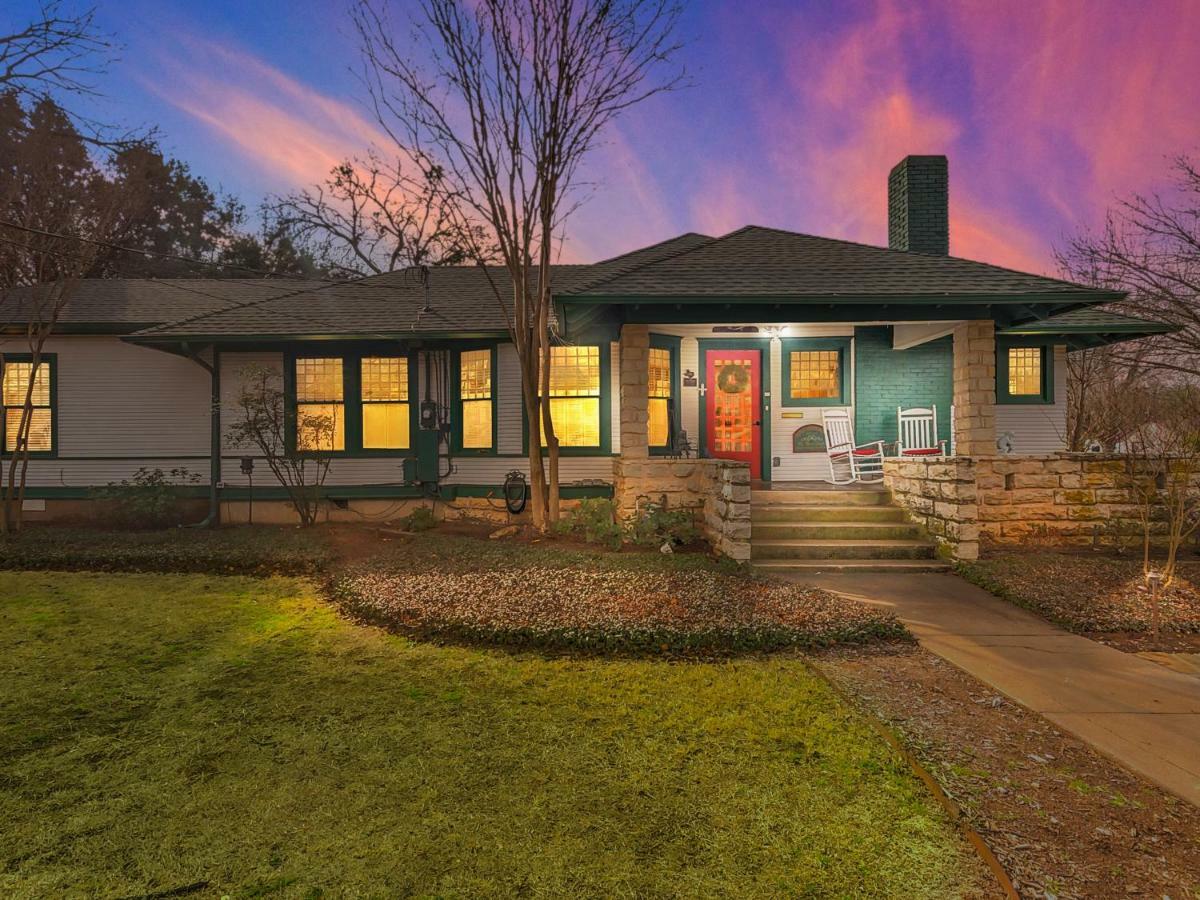 Granbury Gardens Bed And Breakfast Εξωτερικό φωτογραφία
